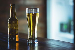 孕妇应远离酒精饮料，守护胎儿健康